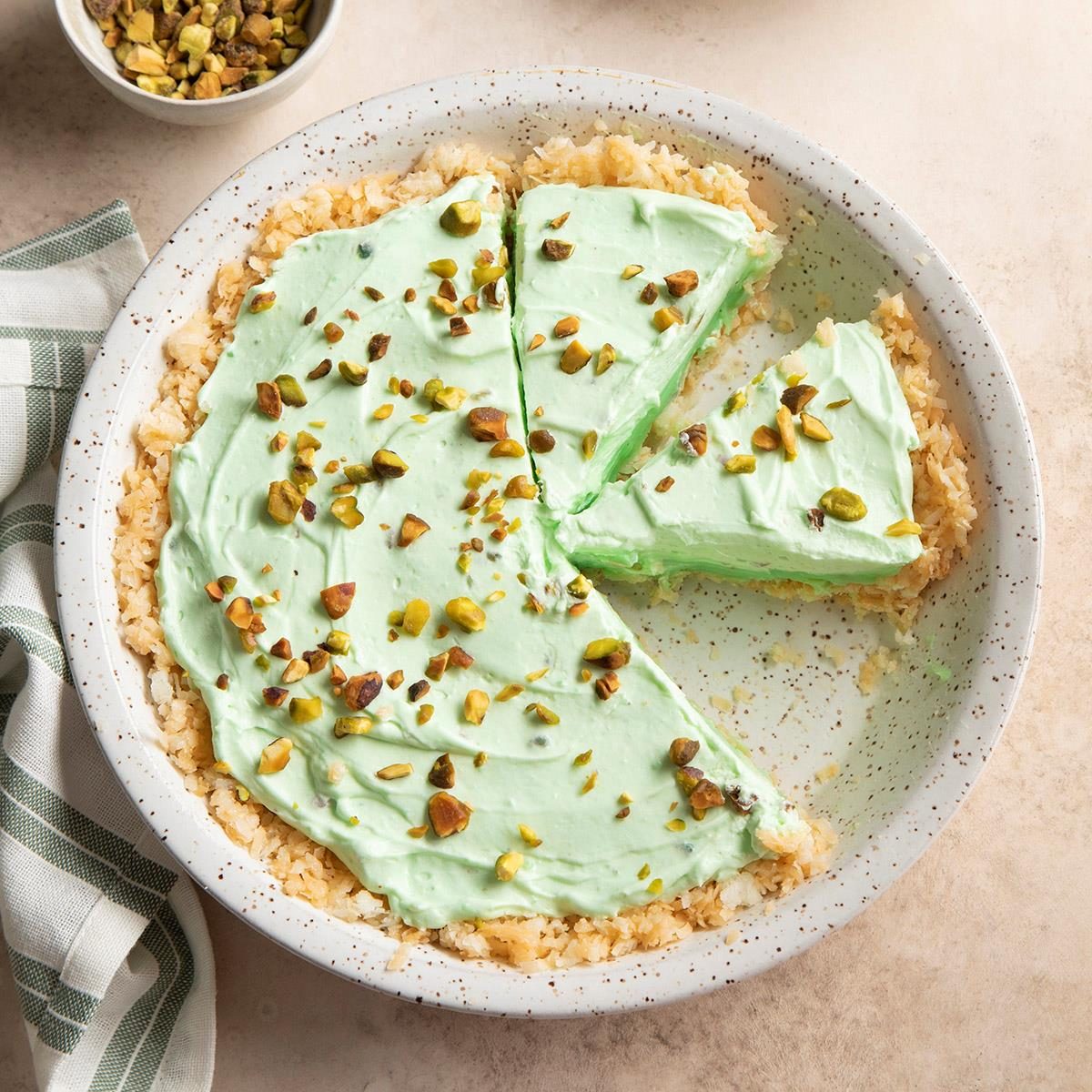 Coconut Pistachio Pie Exps Ft22 31851 F 0419 1