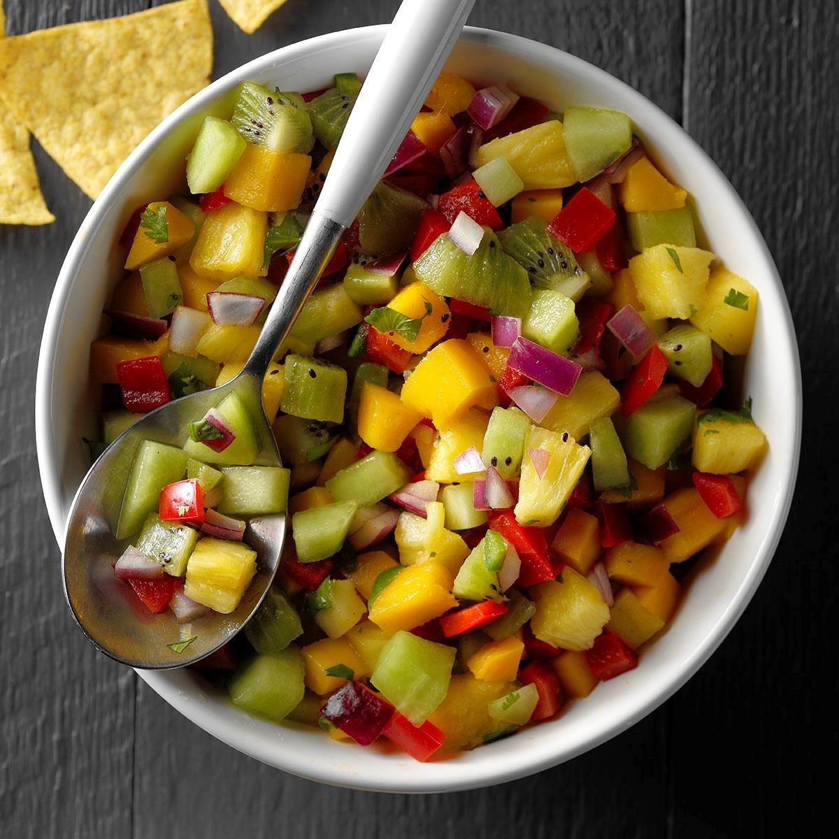 Fresh Fruit Salsa Exps Jmz18 25207 B03 01 3b 9