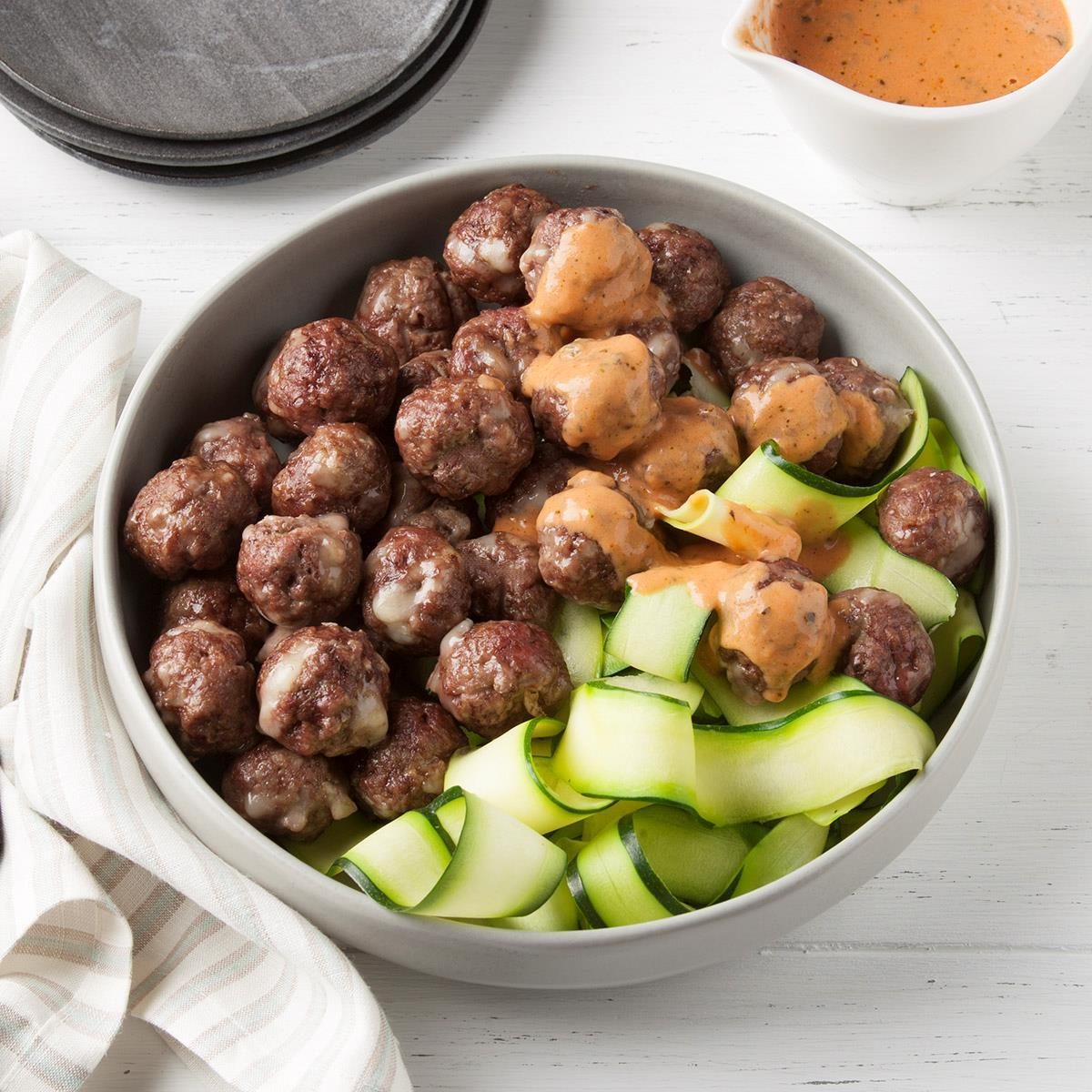 Keto Meatballs And Sauce Exps Ft19 231162 F 0725 1 Basedon 6