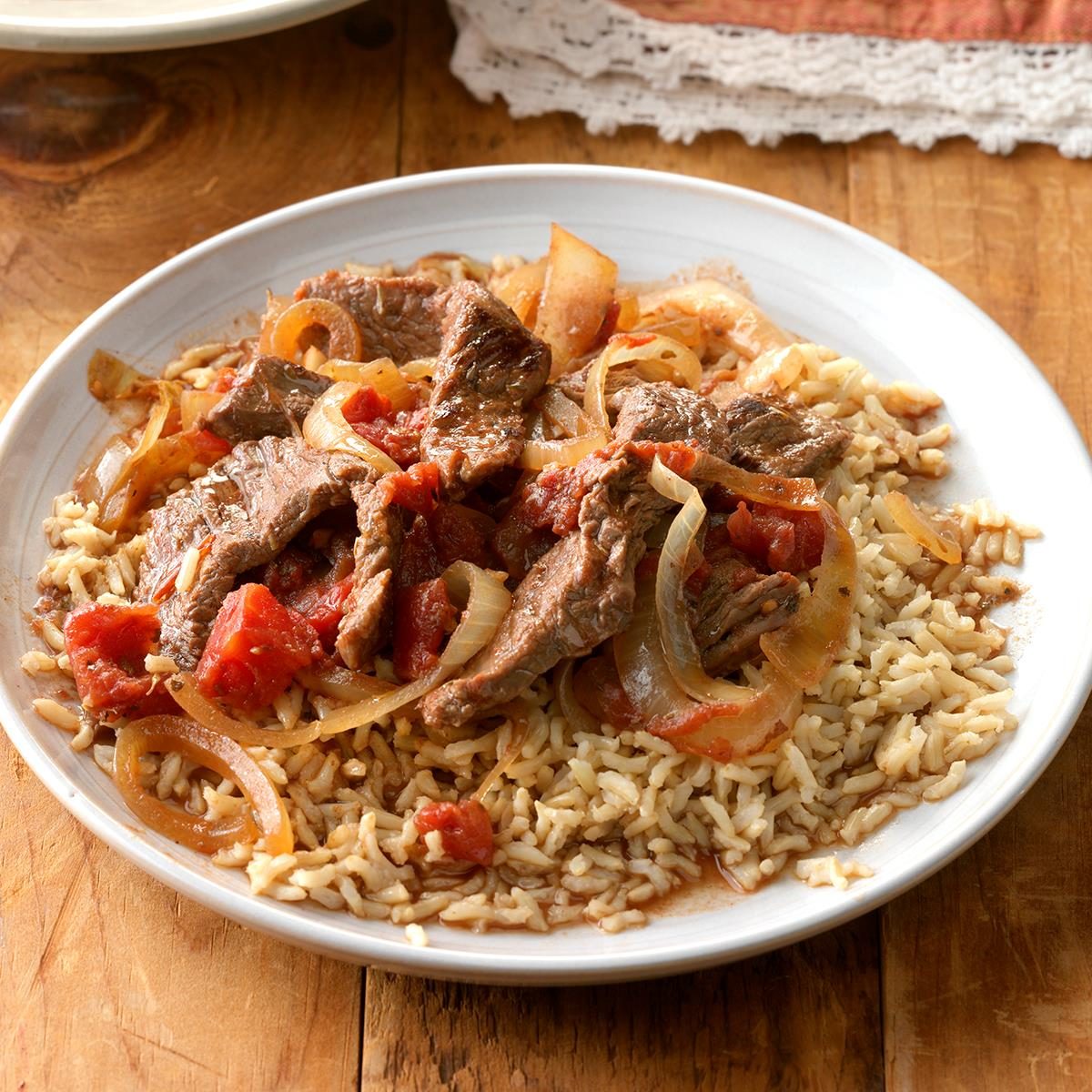 Sirloin Strips Over Rice Exps Hrbz18 33317 D09 06 6b 5